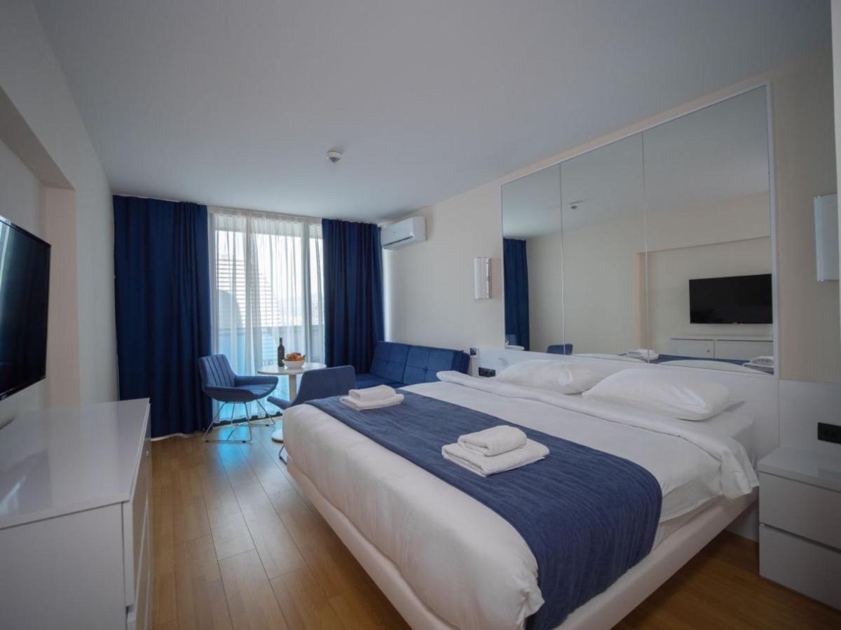 Royal Sea Breeze Apartments Batumi Exterior foto