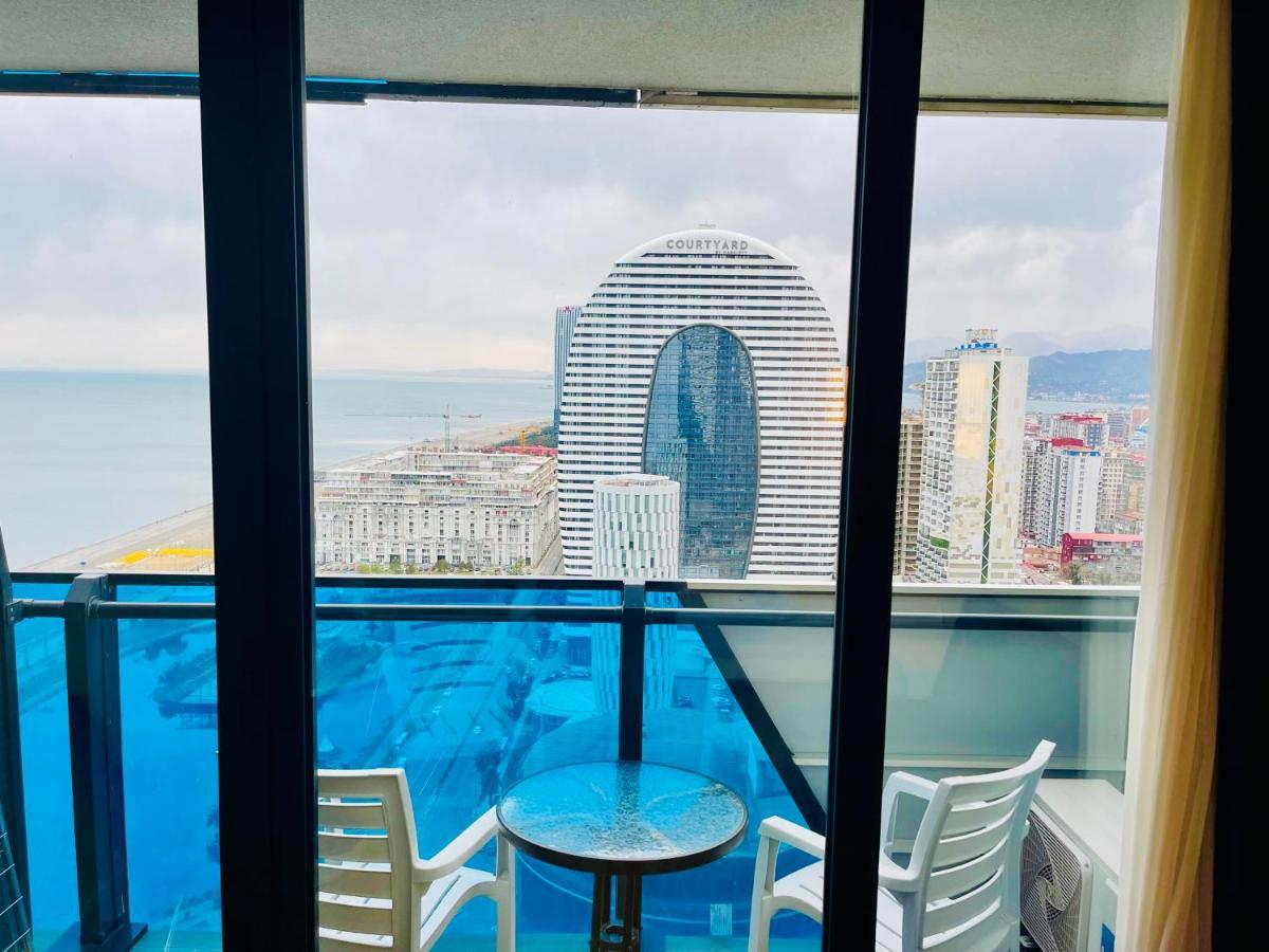 Royal Sea Breeze Apartments Batumi Exterior foto